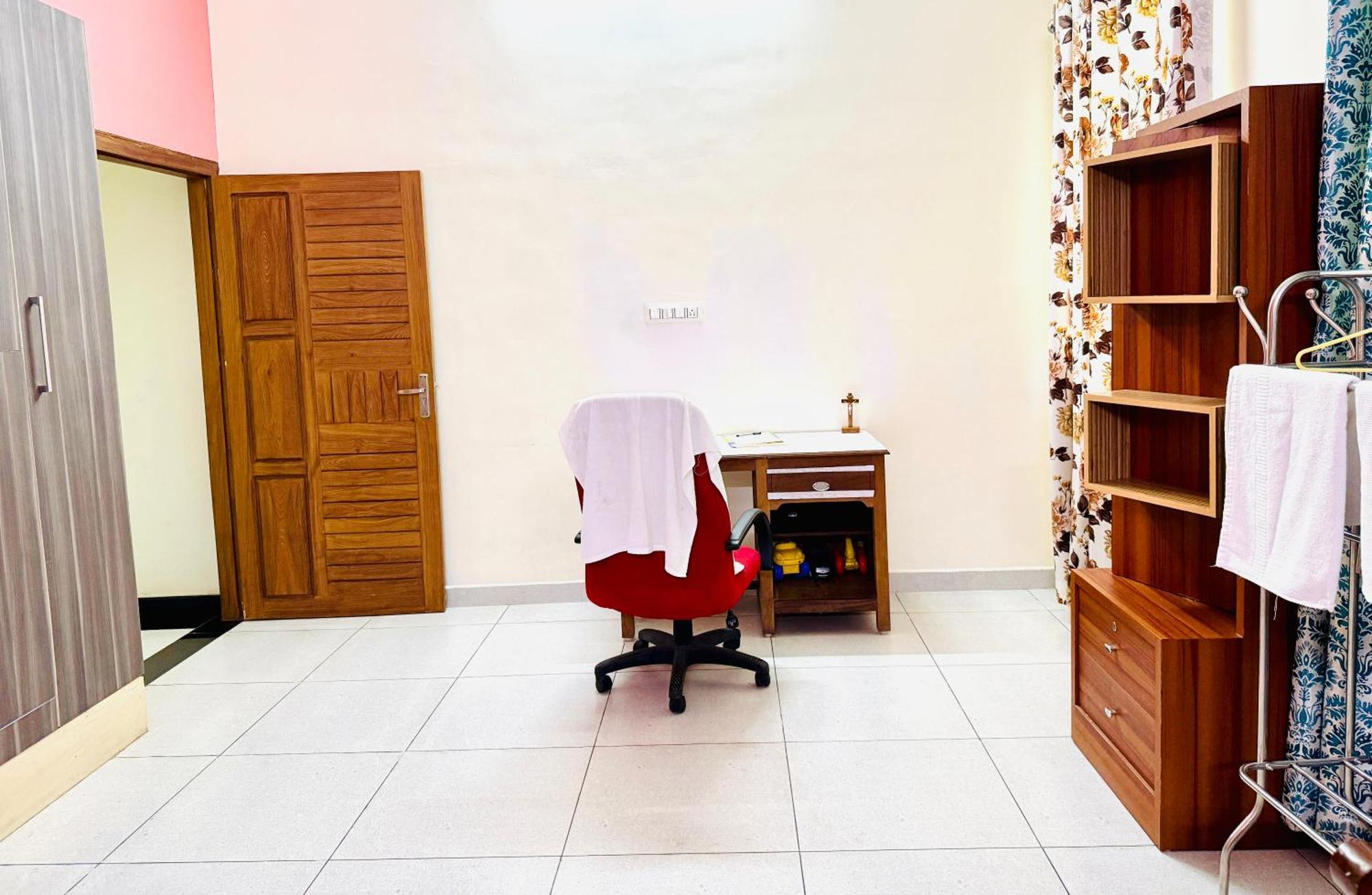 Thottungal Homestay *